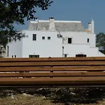 Oda ve Kahvaltı Masseria Calandrella 4*